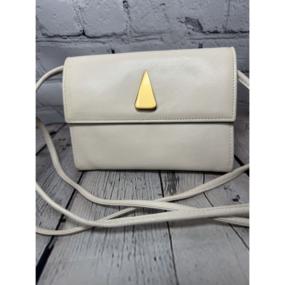 Americana by Sharif White Leather Travel Wallet Purse Micro Gold Regal Minimalis